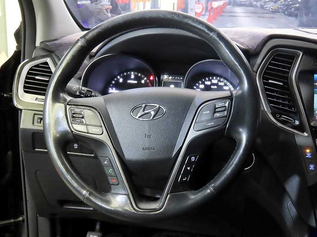 HYUNDAI Santa Fe - Vista 8