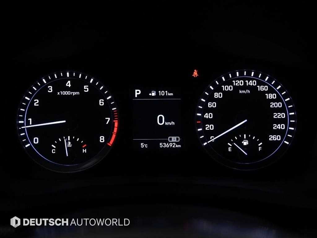 HYUNDAI Sonata - Vista 9