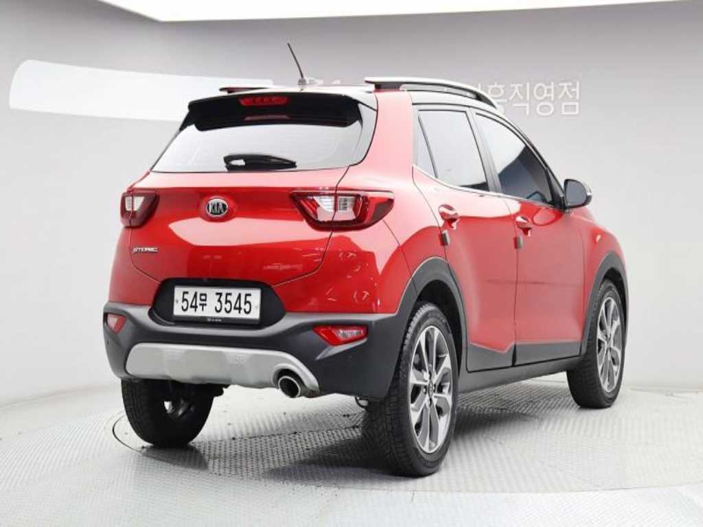 KIA Stonic - Vista 4