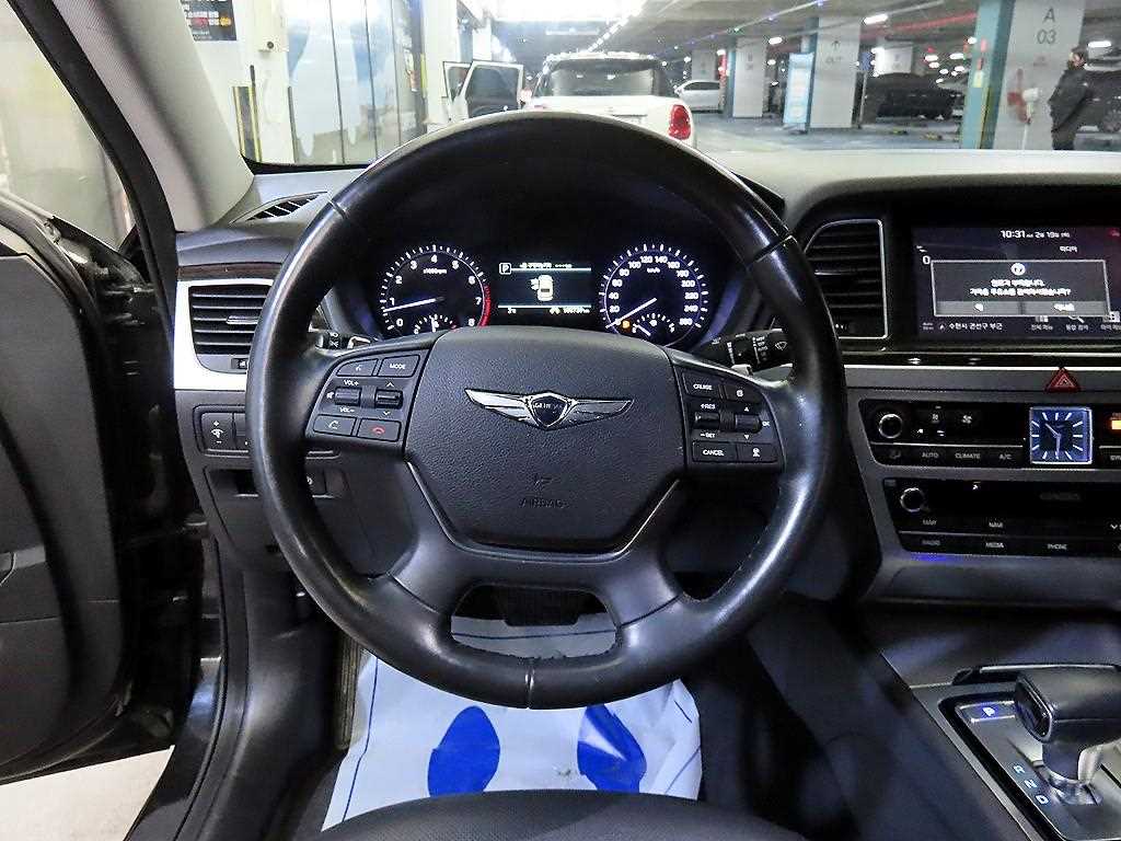 Genesis G80 - Vista 8