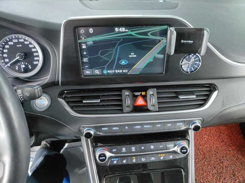 HYUNDAI Grandeur - Vista 6