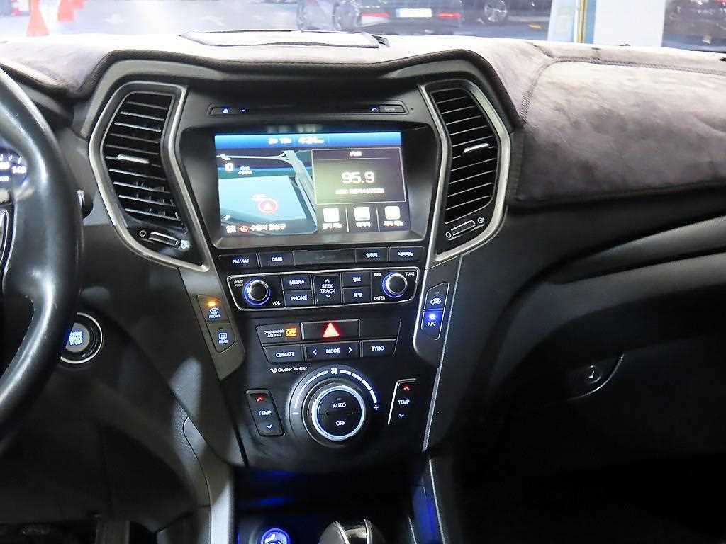 HYUNDAI Santa Fe - Vista 11