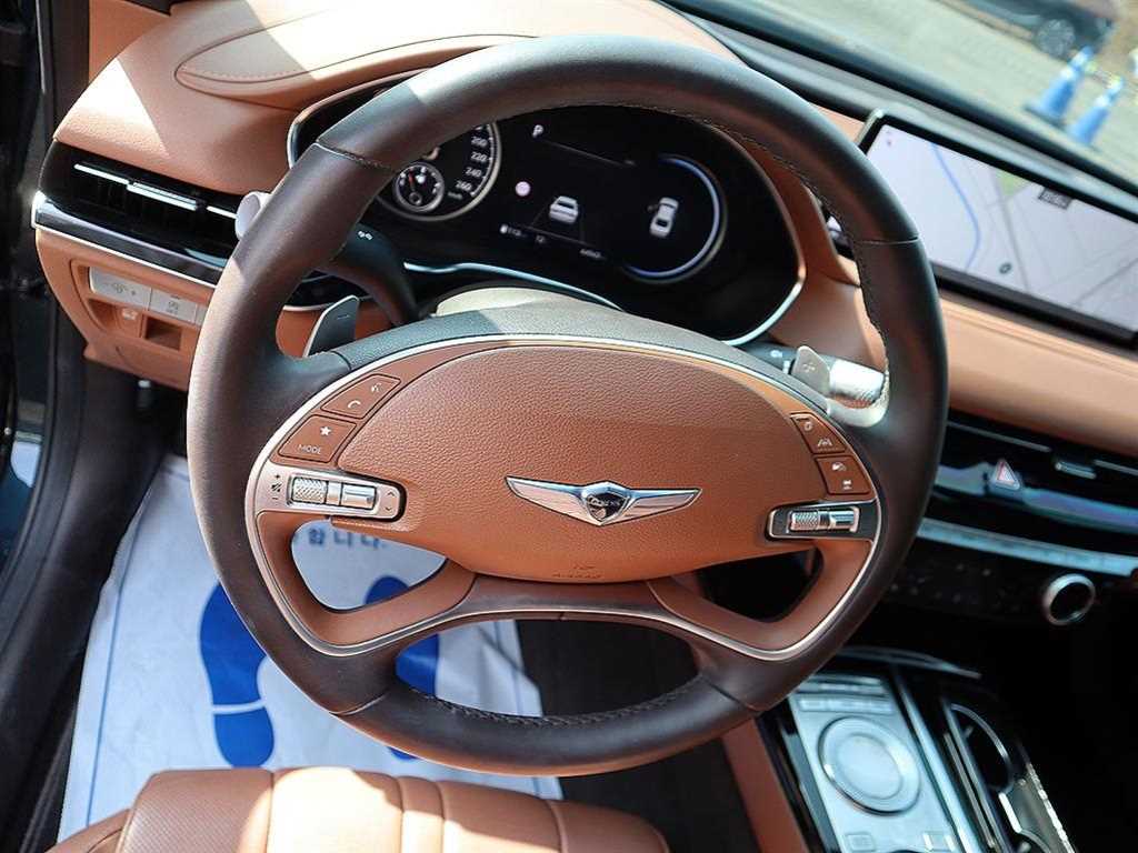 Genesis G80 - Vista 9