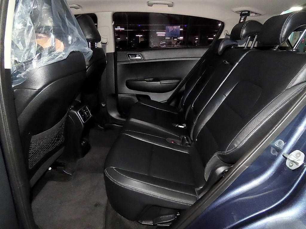 KIA Sportage - Vista 7