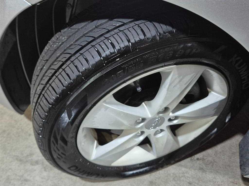 HYUNDAI Avante 2012 Gris - Importación desde Corea - HF Imports Iquique - Foto 15