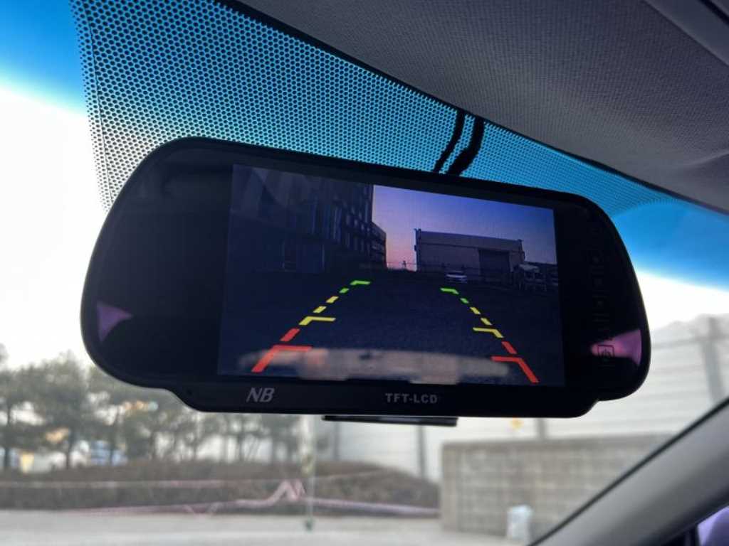 HYUNDAI Accent - Vista 8