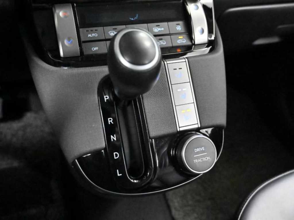 HYUNDAI Casper - Vista 9