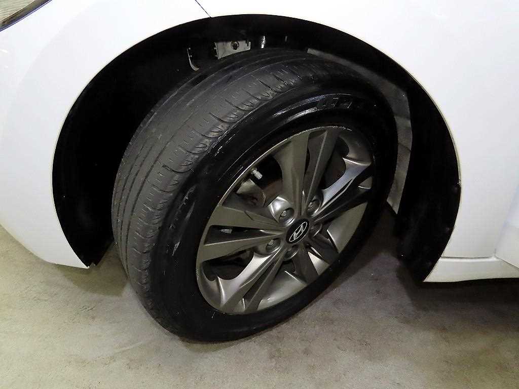 HYUNDAI Avante 2016 Blanco - Importación desde Corea - HF Imports Iquique - Foto 19