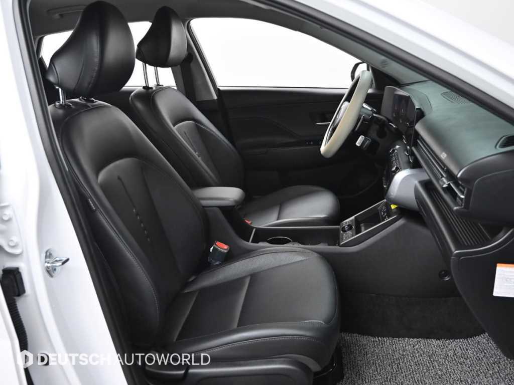 HYUNDAI Kona - Vista 10