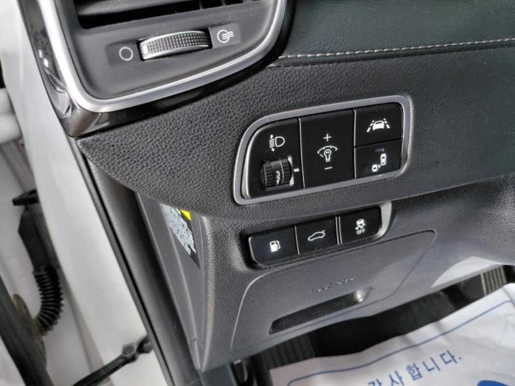 HYUNDAI Grandeur 2019 Blanco - Importación desde Corea - HF Imports Iquique - Foto 16