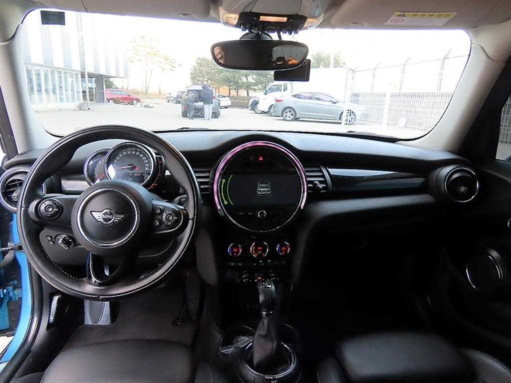 Mini Cooper - Vista 7