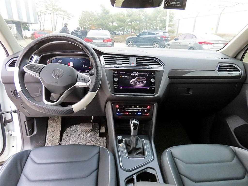 Volkswagen Tiguan - Vista 7