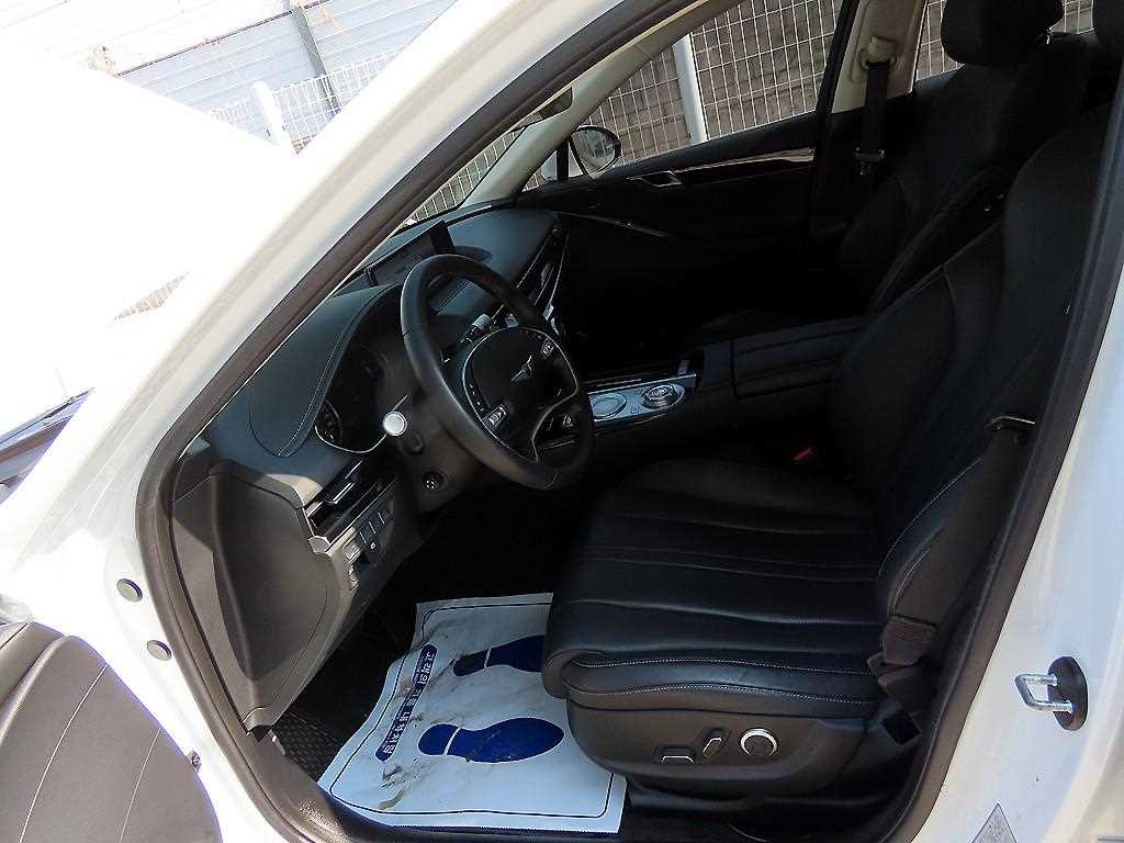 Genesis G80 - Vista 5