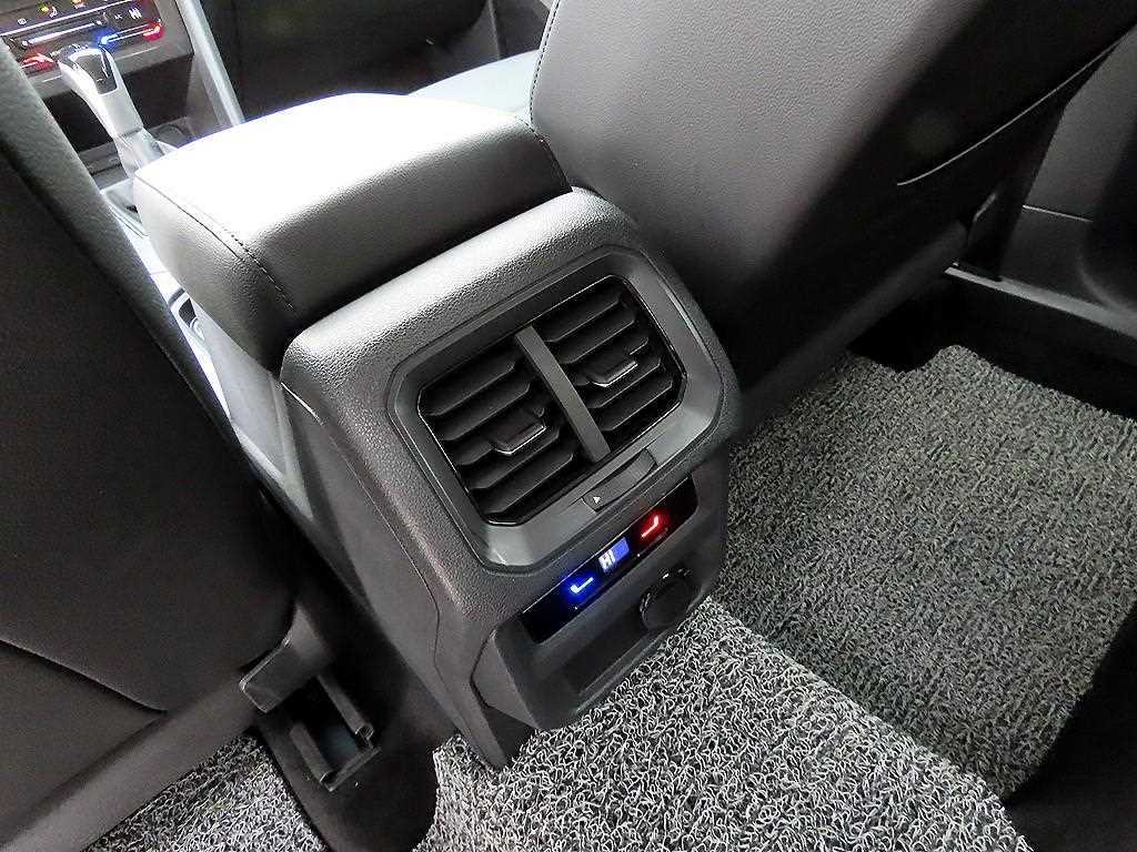 Volkswagen Tiguan 2024 Blanco - Importación desde Corea - HF Imports Iquique - Foto 16