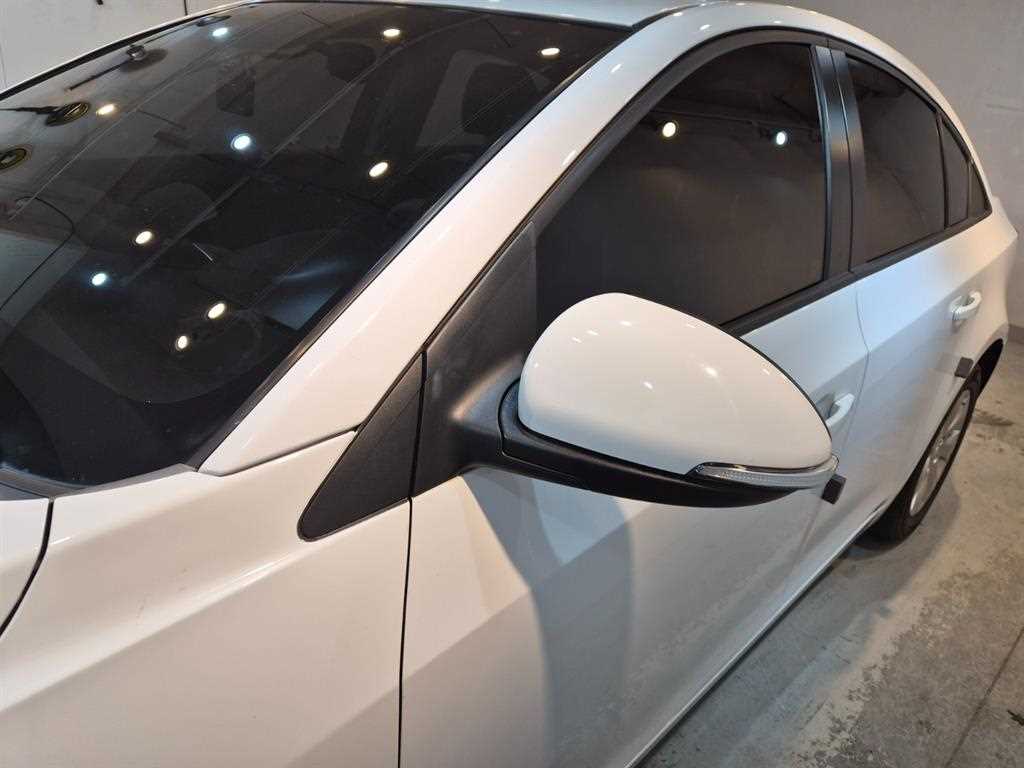 Chevrolet Cruise - Vista 5