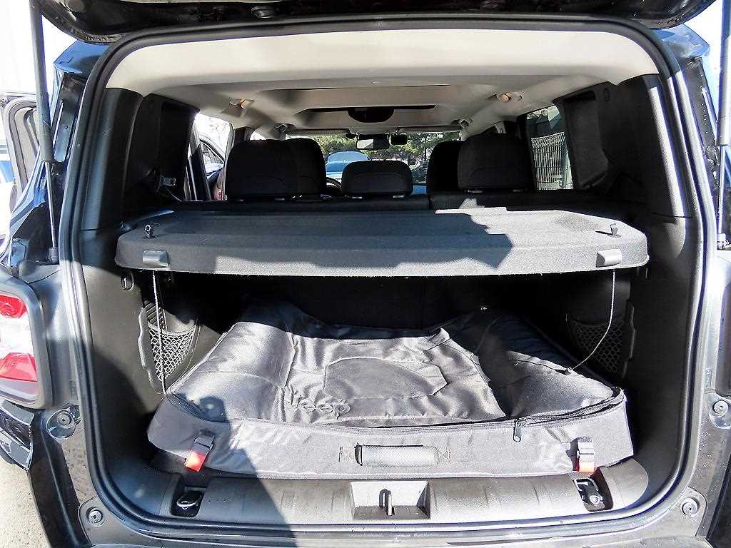 Jeep Renegade 2017 Negro - Importación desde Corea - HF Imports Iquique - Foto 17