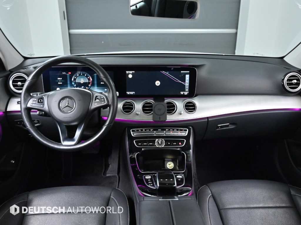 Mercedes Benz E class - Vista 7