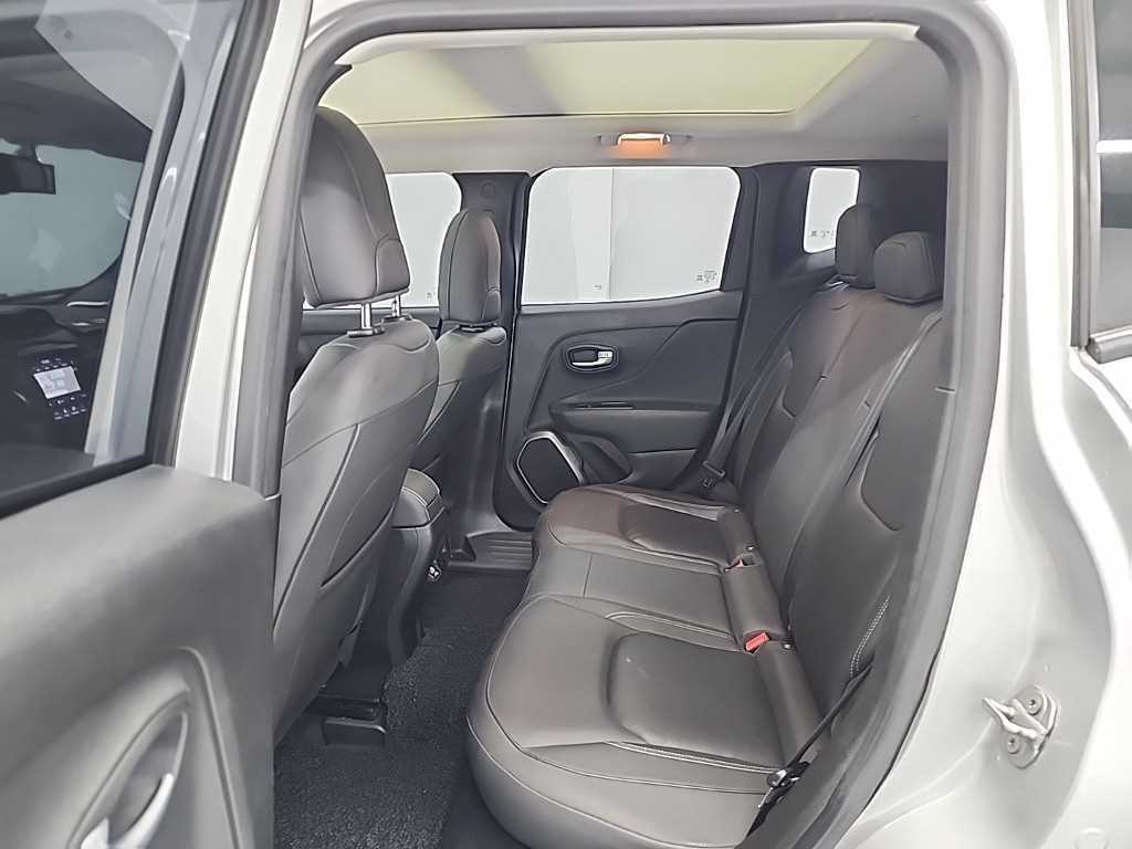 Jeep Renegade - Vista 12