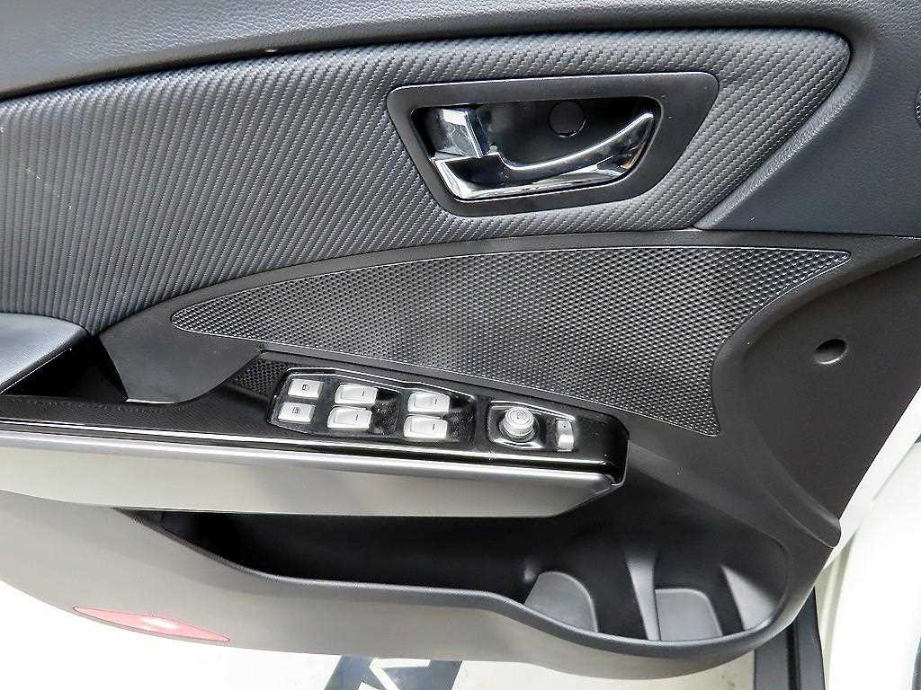 Ssangyong Tivoli - Vista 11