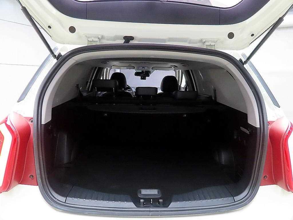 Ssangyong Tivoli 2017 Blanco - Importación desde Corea - HF Imports Iquique - Foto 18