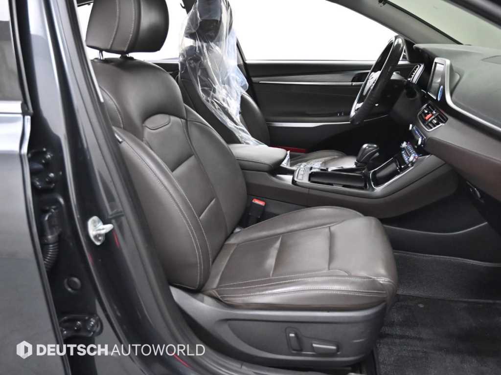 HYUNDAI Grandeur - Vista 10