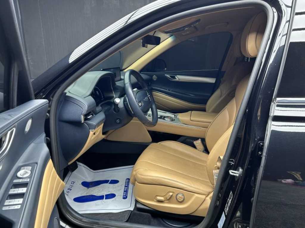 Genesis GV80 - Vista 6