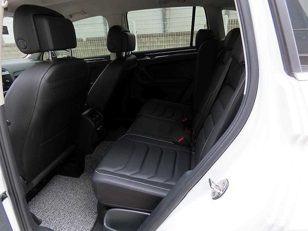 Volkswagen Tiguan - Vista 6