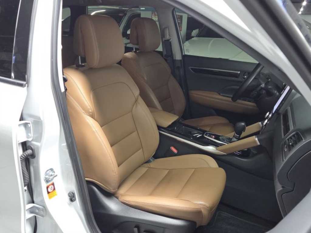 SAMSUNG QM6 - Vista 10