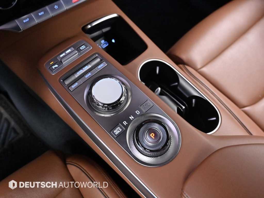 Genesis GV70 - Vista 9