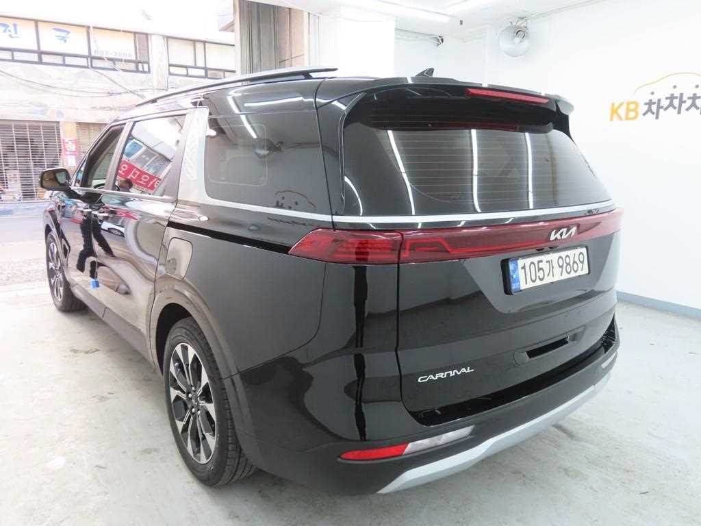 KIA Carnival - Vista 4