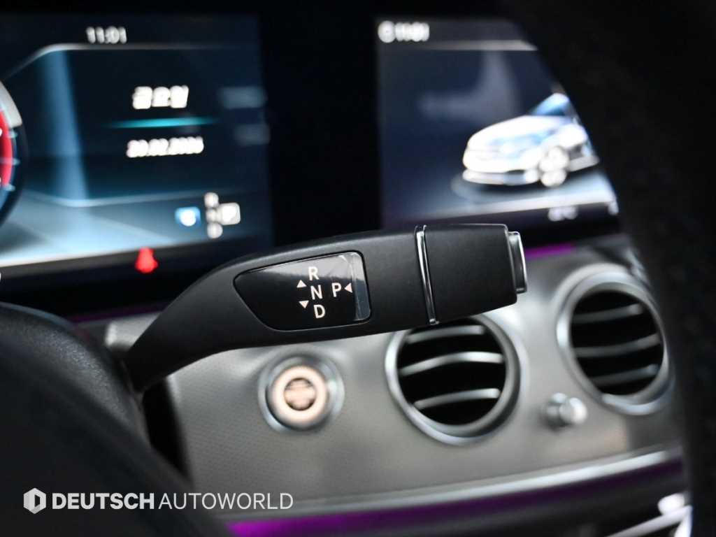 Mercedes Benz E class - Vista 9