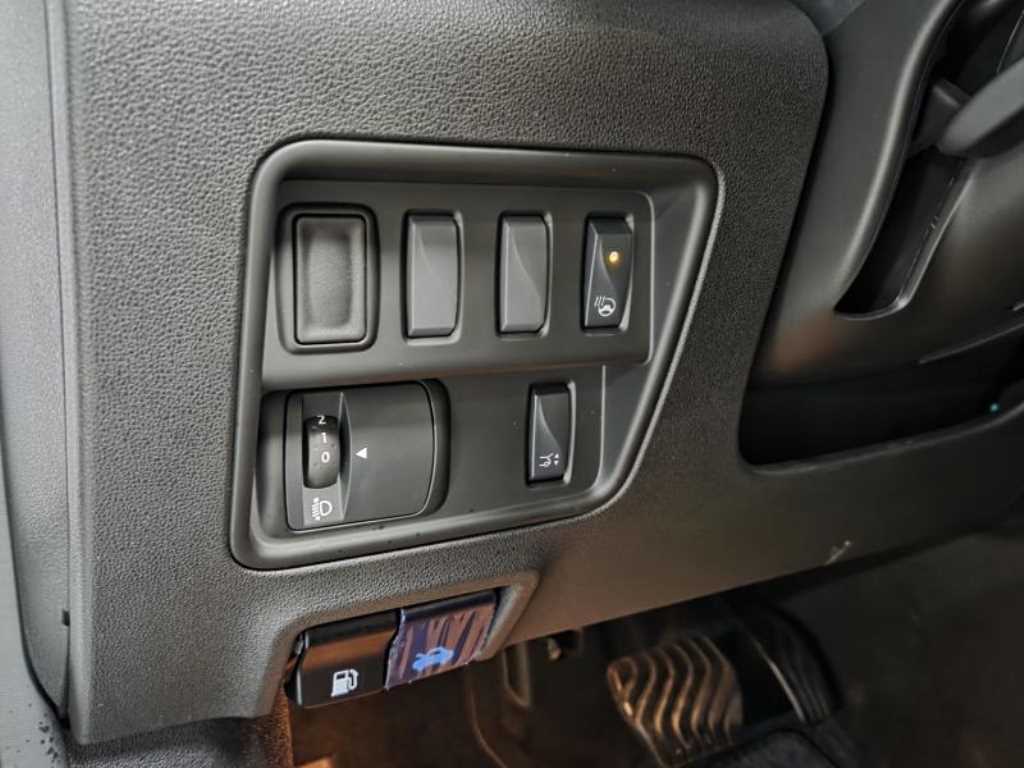 SAMSUNG QM6 - Vista 12