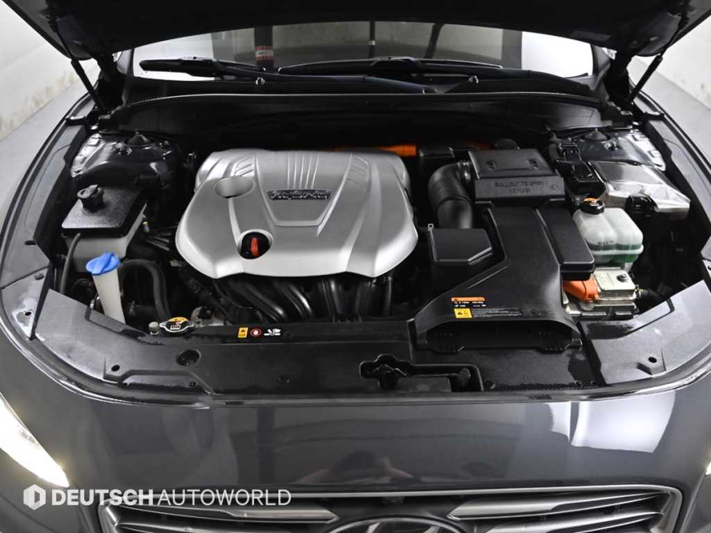 HYUNDAI Grandeur - Vista 6