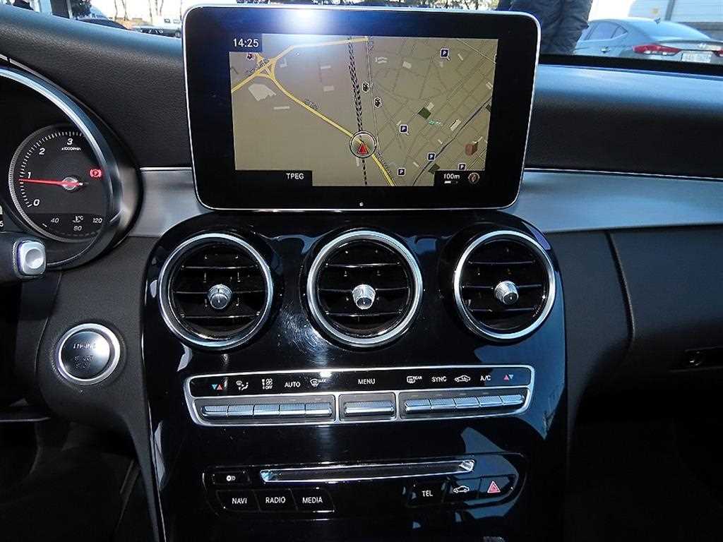 Mercedes Benz C Class 2016 Blanco - Importación desde Corea - HF Imports Iquique - Foto 14