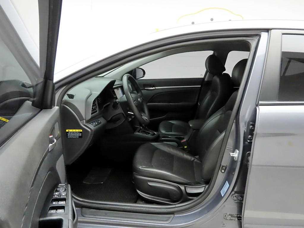 HYUNDAI Avante 2019 Gris - Importación desde Corea - HF Imports Iquique - Foto 13