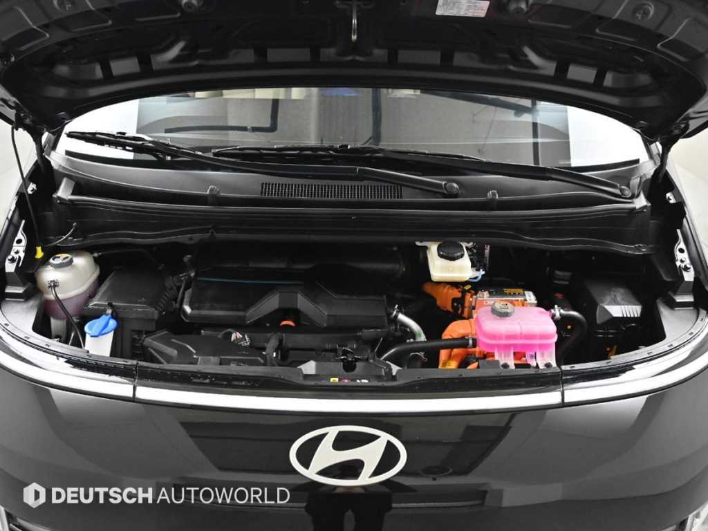 HYUNDAI Staria - Vista 6