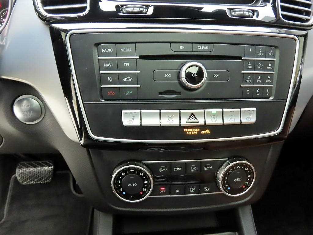 Mercedes Benz GLE Class - Vista 9