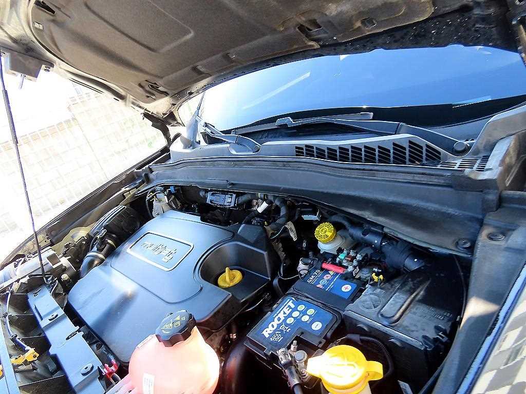 Jeep Renegade 2017 Negro - Importación desde Corea - HF Imports Iquique - Foto 18