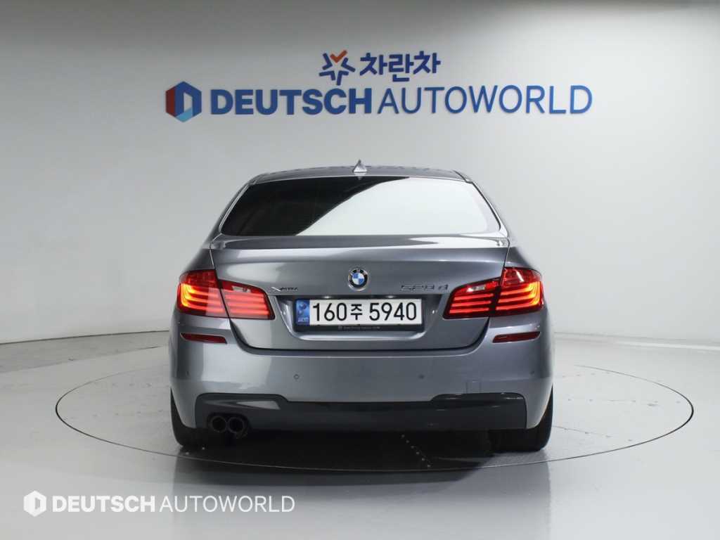 BMW 5 Series - Vista 4