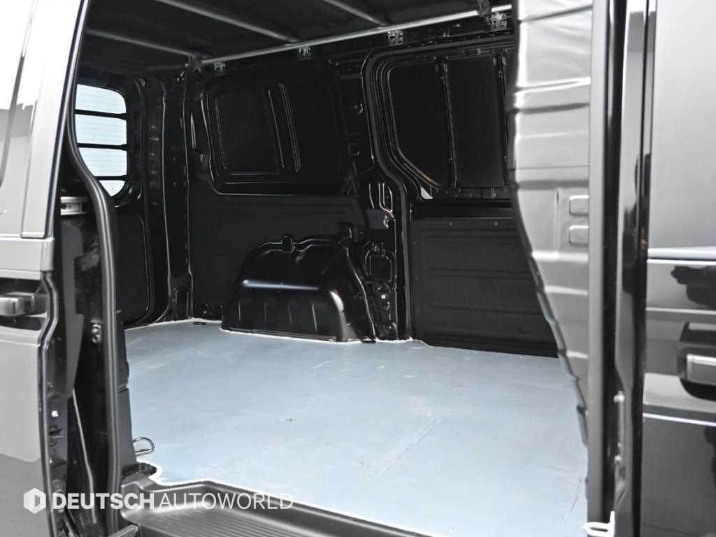 HYUNDAI Staria - Vista 12