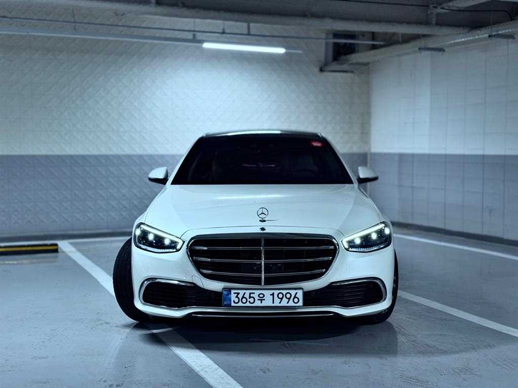Mercedes Benz S Class - Vista 3