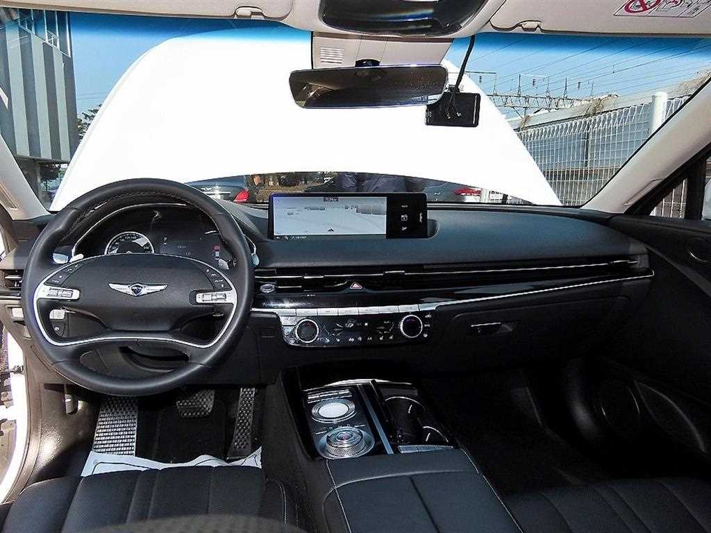 Genesis G80 - Vista 7