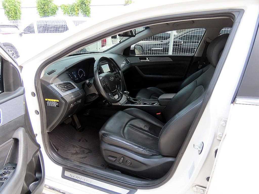 HYUNDAI Sonata - Vista 5