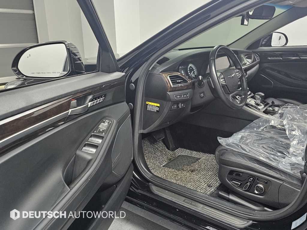 Genesis EQ900 - Vista 11