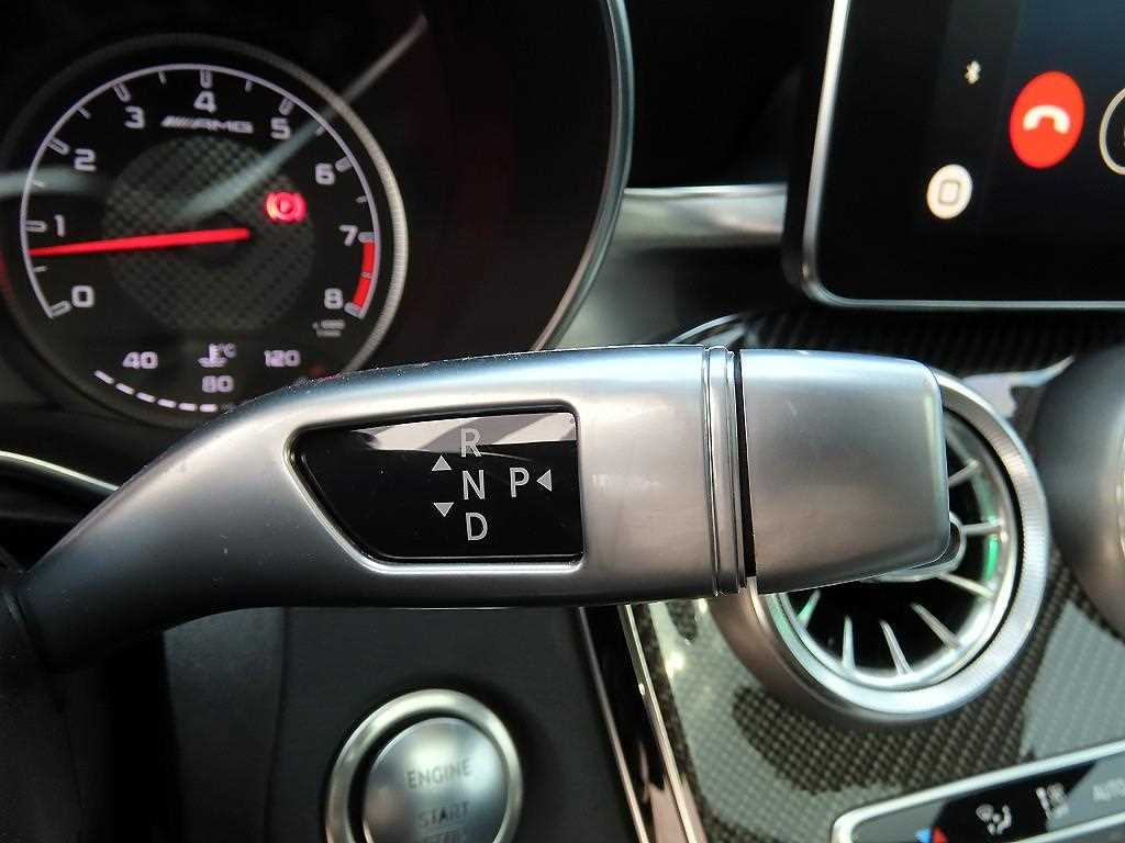 Mercedes Benz C Class - Vista 11