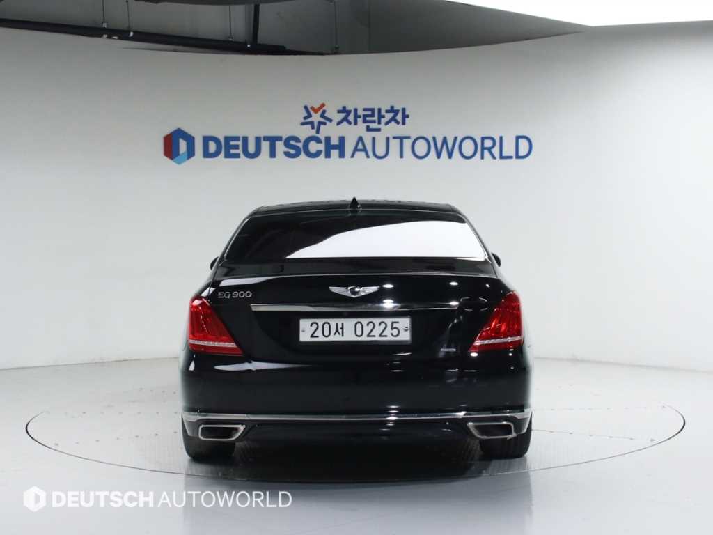 Genesis EQ900 - Vista 4