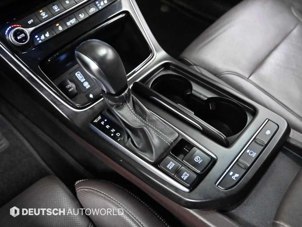 HYUNDAI Grandeur - Vista 9