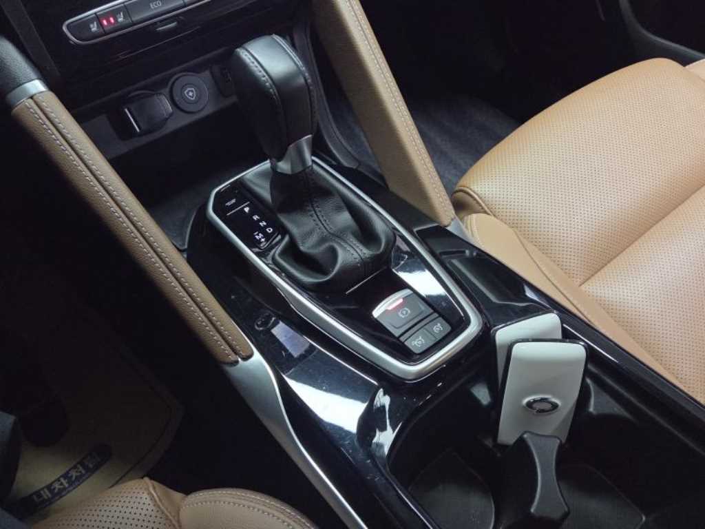 SAMSUNG QM6 2024 Blanco - Importación desde Corea - HF Imports Iquique - Foto 19