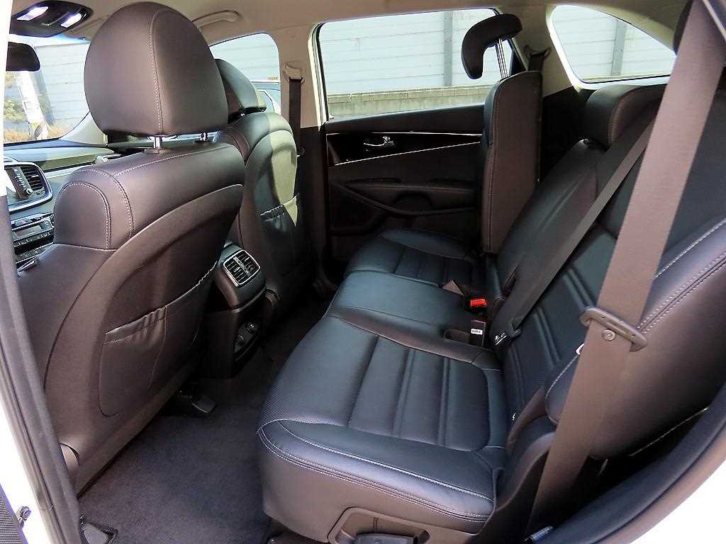 KIA Sorento - Vista 6