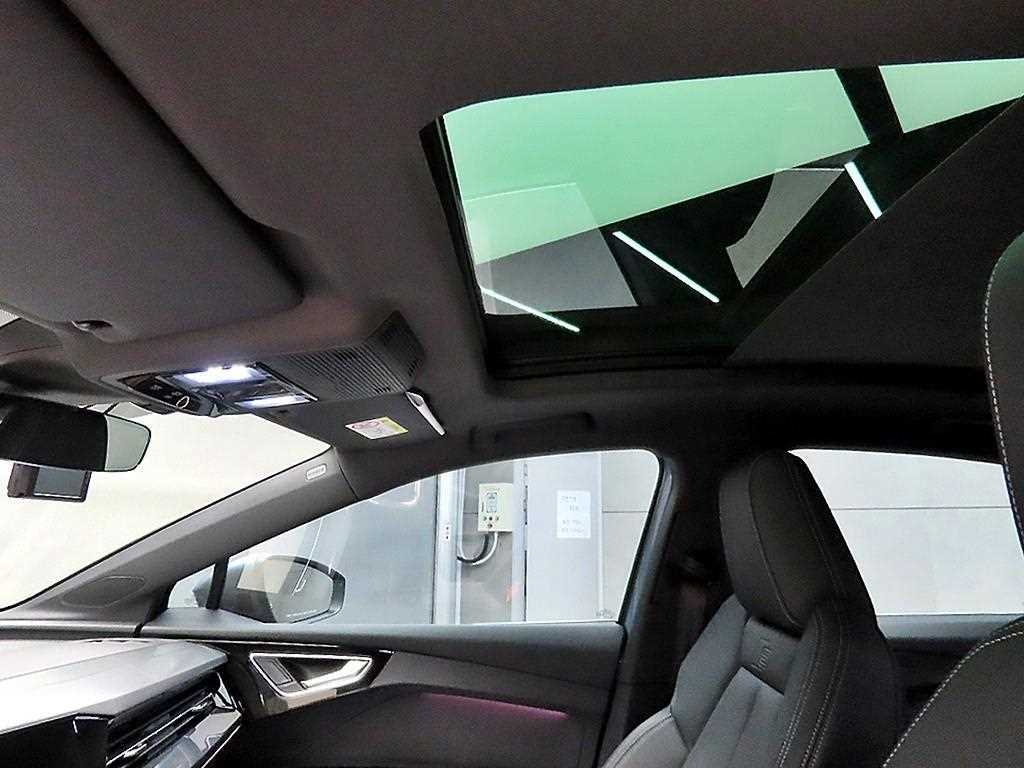 Audi Q4 2022 skyblue - Importación desde Corea - HF Imports Iquique - Foto 16